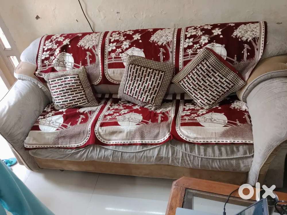 5 seater Sofa set