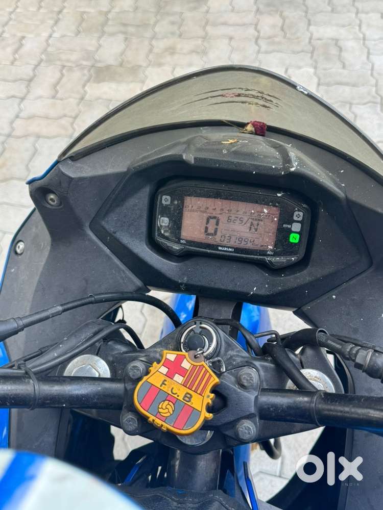 Suzuki Gixxer SF 2015 Moto GP Edition – Excellent Condition