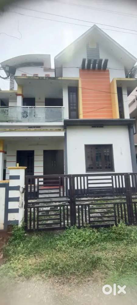 Home for sale in madakatara.