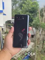 ASUS ROG PHONE 5
