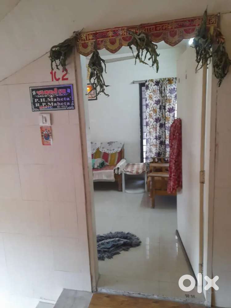 2 BHK Flat for sale, All paper clear property.