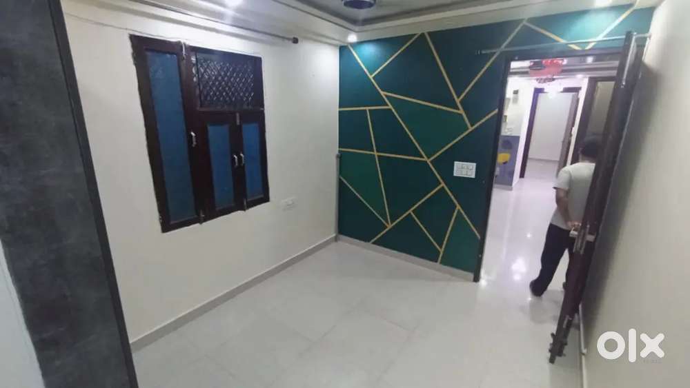 TWO BHK SEMI FURNISHED,RENT-23000