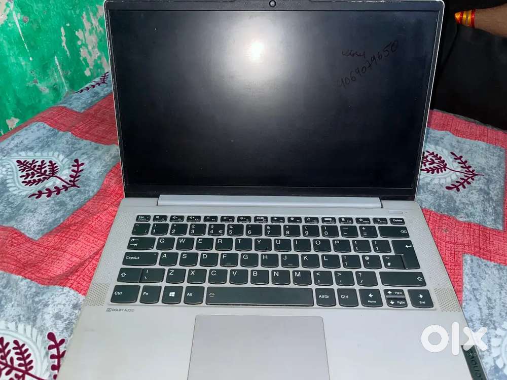 Lenovo IdeaPad laptop superb condition with original charger. All okh
