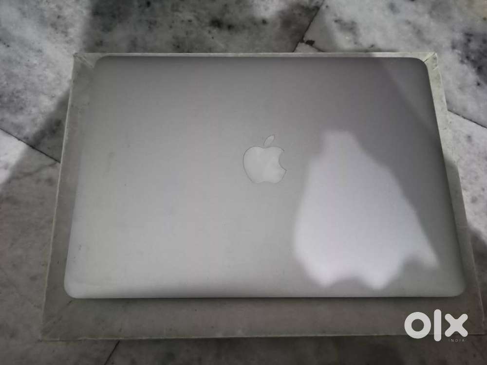 MacBook Air 2017 i5 8gb ram but laptop is not turning on