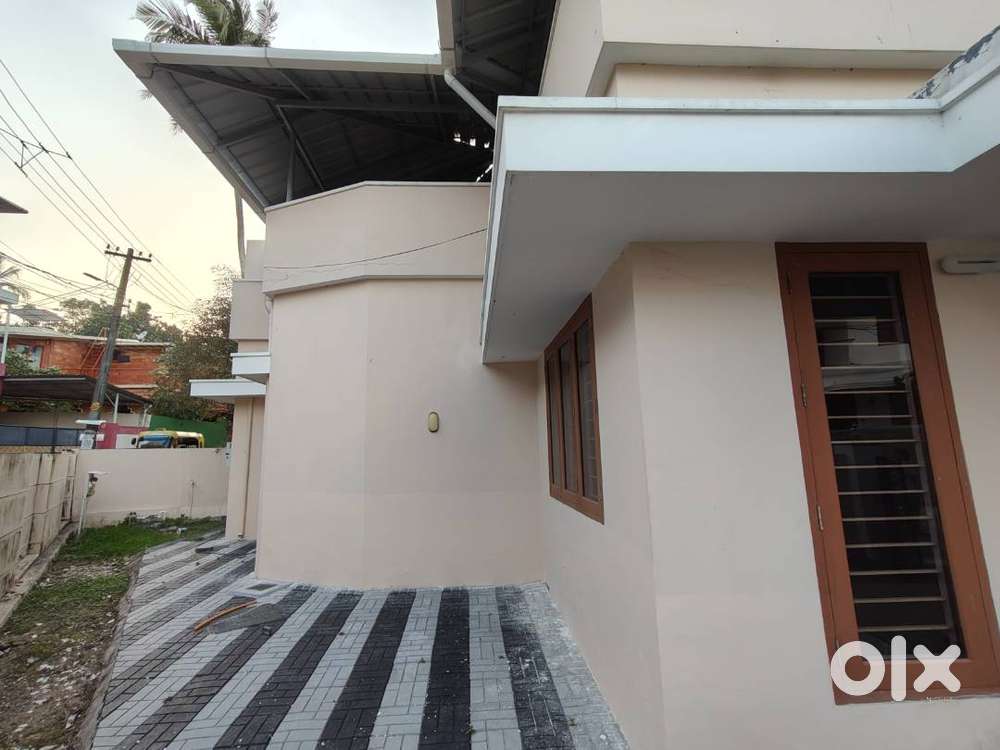 3BHK Independent House for Rent Kalakaumudi Road Kannamoola Trivandrum