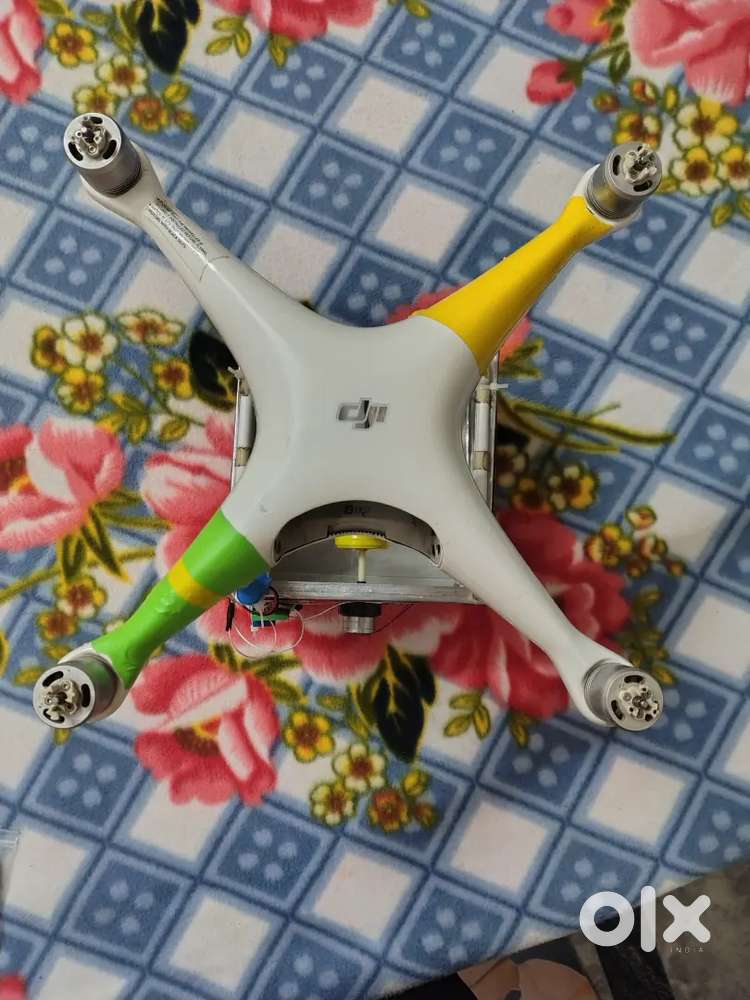 Pantom 4 pro.. with .flower box