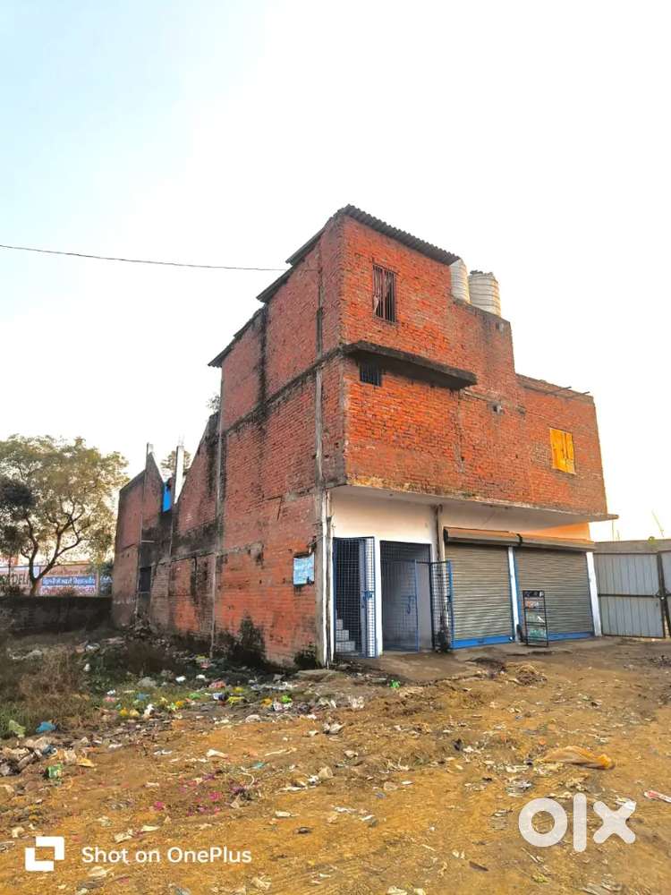 Labour building near( Bhagwanpur, madi )