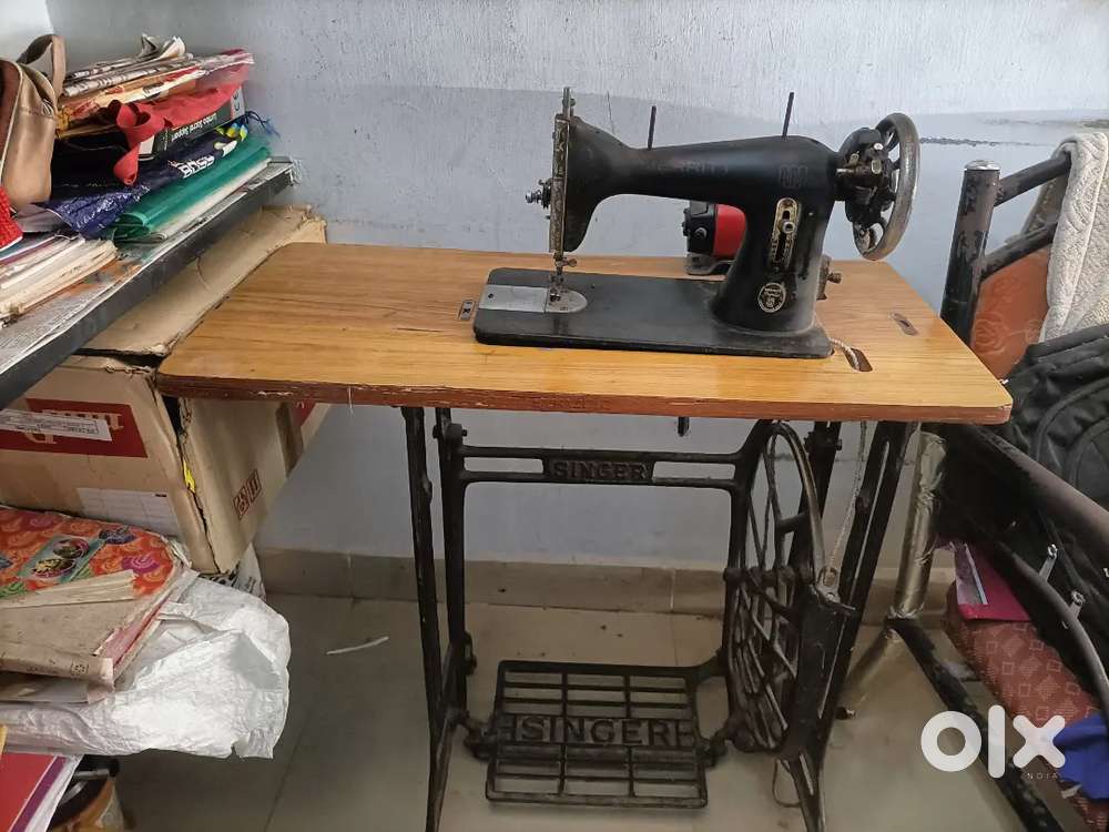 Sweing machine for sale 1500