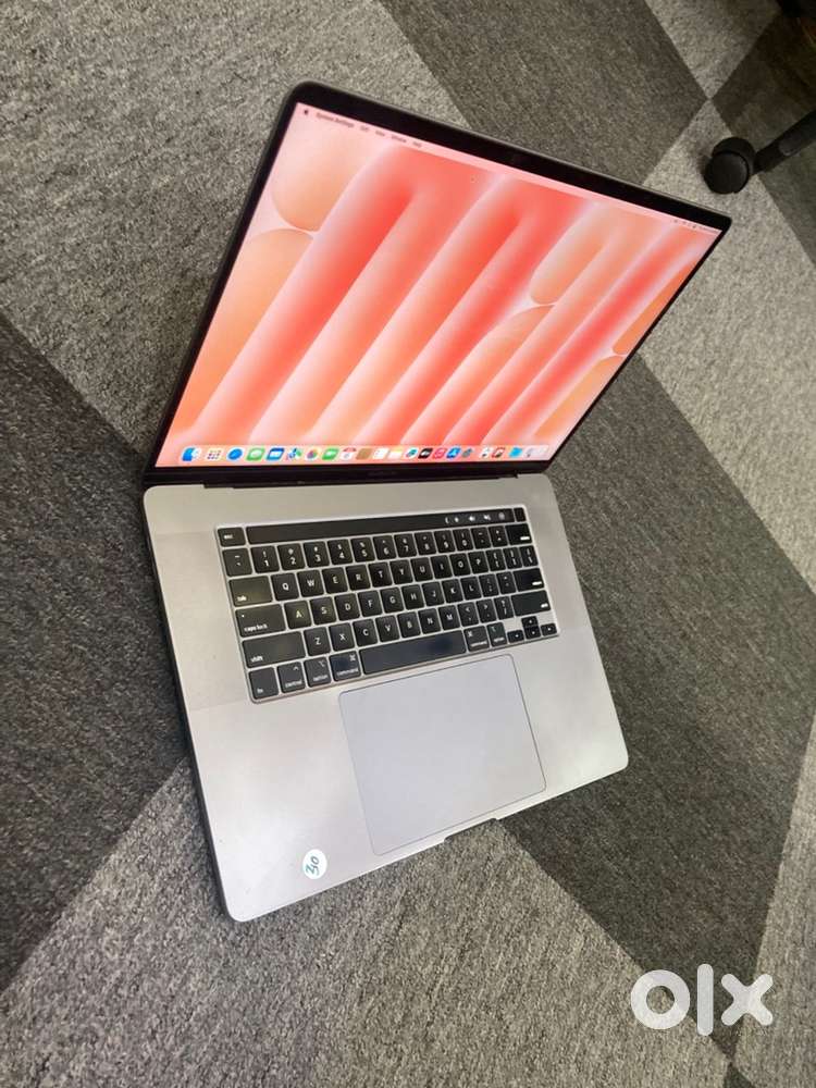 Apple MacBook Pro 16inch i7 2019 A2141 Earphone Port not Work Warranty