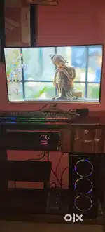 Desktop computer with 32 inch curved zebronics monitor