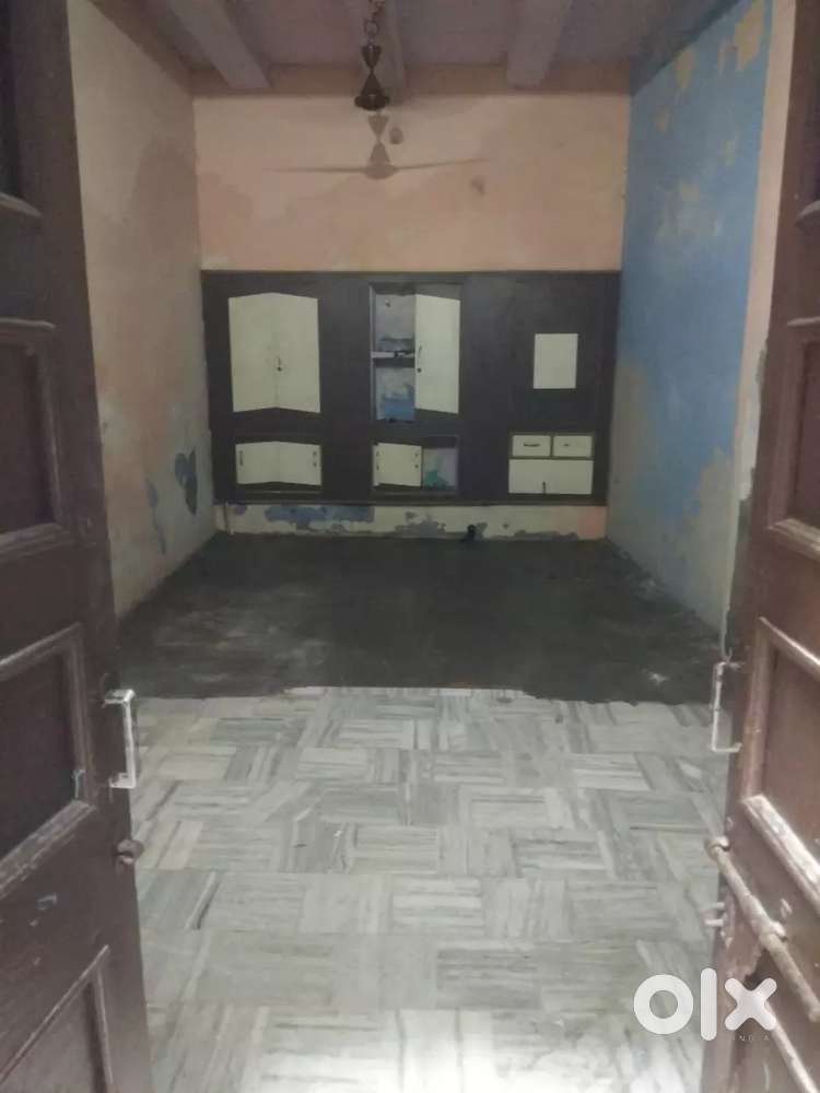 Motikatra,near s.n.medical agra