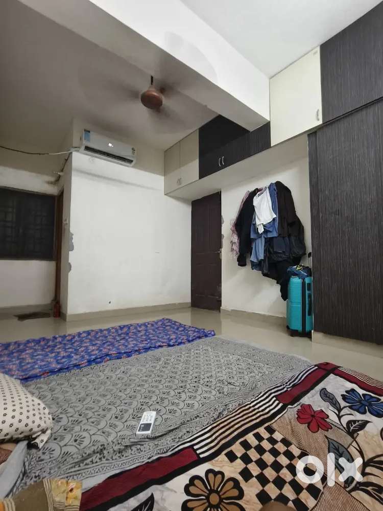 Need 2 persons for sharing in 1BHK
