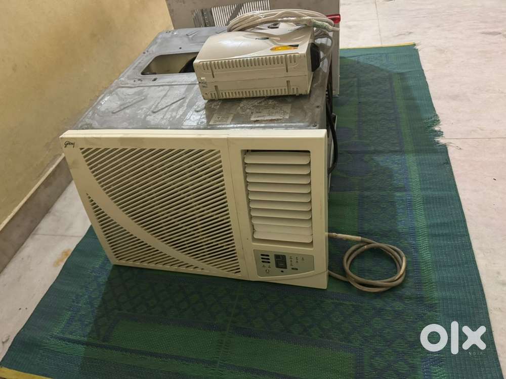 Grab this Window AC now for just 15k! Why pay 18k–19k in summer?