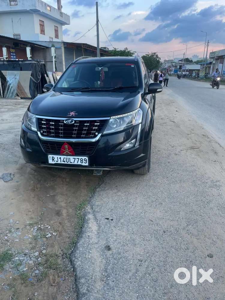 Mahindra XUV500 2019