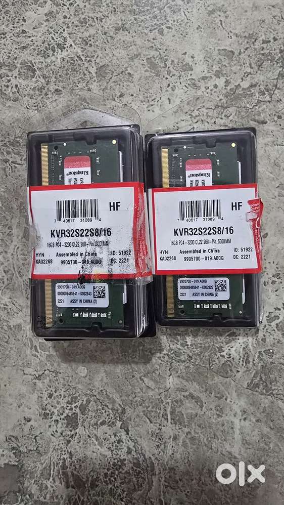 4 pieces Kingston kvr32s22s8/16 laptop RAM