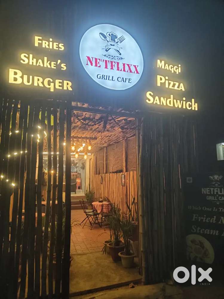 Netflix Grill & Cafe