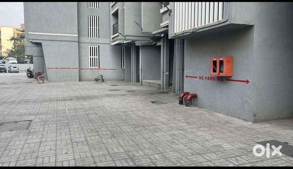1 bhk semi furnished