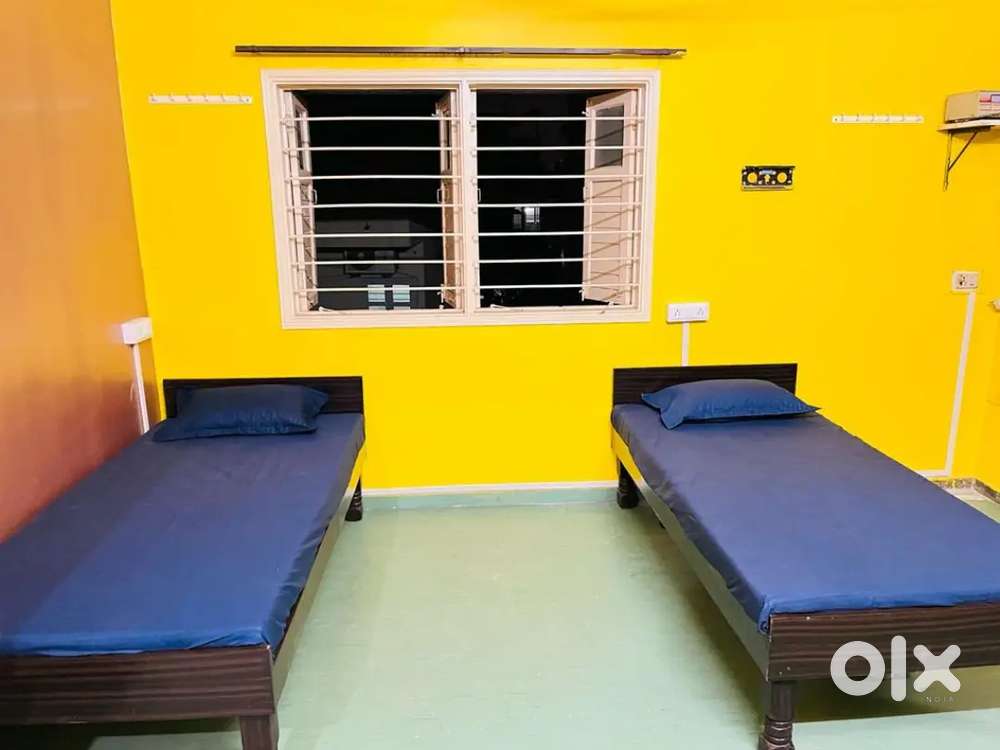 Pg in Vadodara for students and working girls and boy's