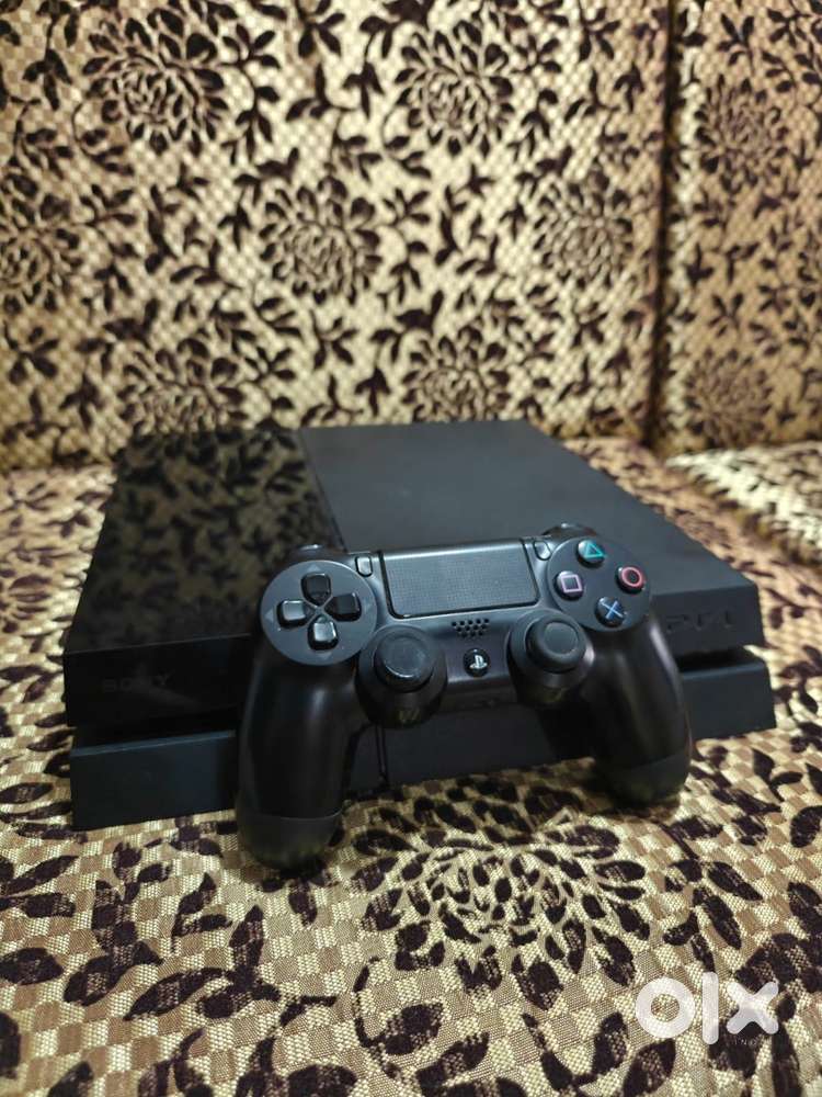 Ps4 500gb for sell clean condition works smoothly