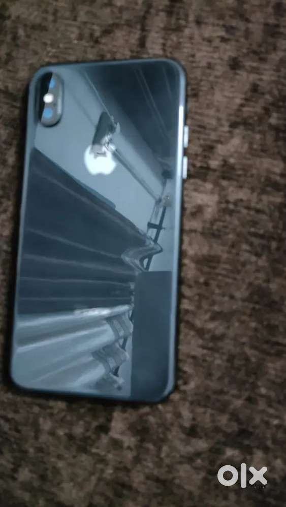 iPhone x black colour