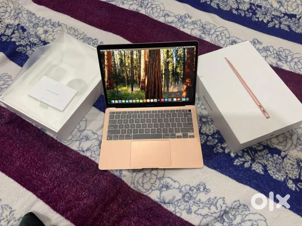 Less used 1yr old MacBook Air M1 laptop with box and all accessories