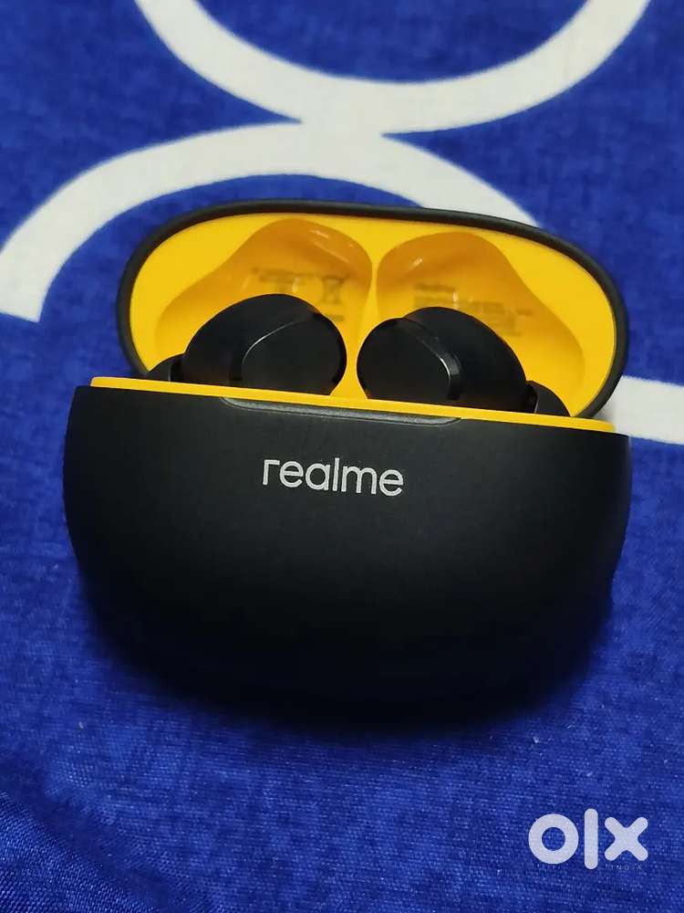 Realme Buds T110 brand new – great deal