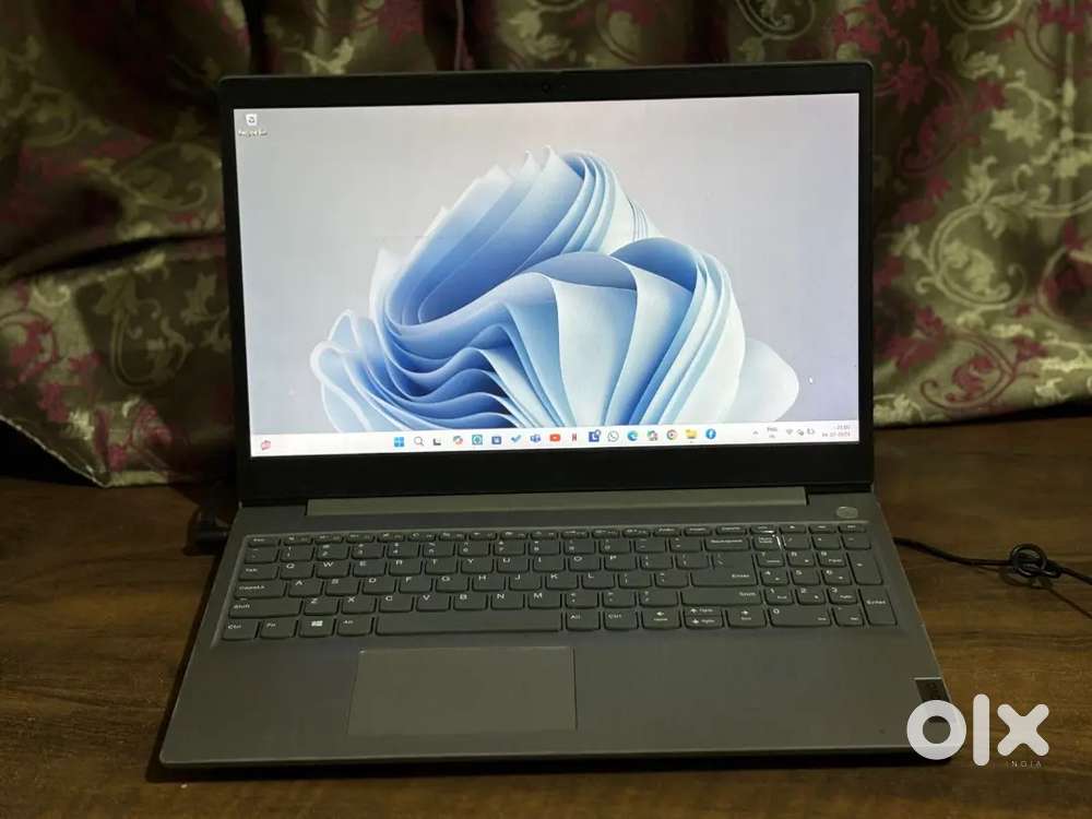 Lenovo IdeaPad 15IIL05 U