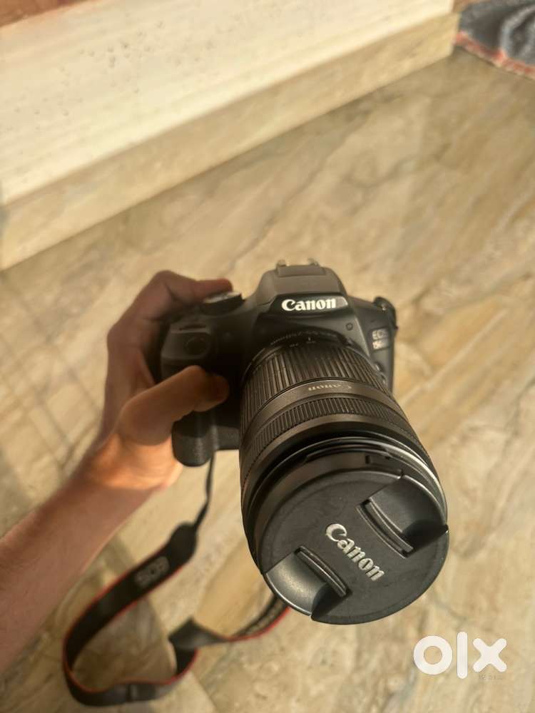 CANON EOS 1500d