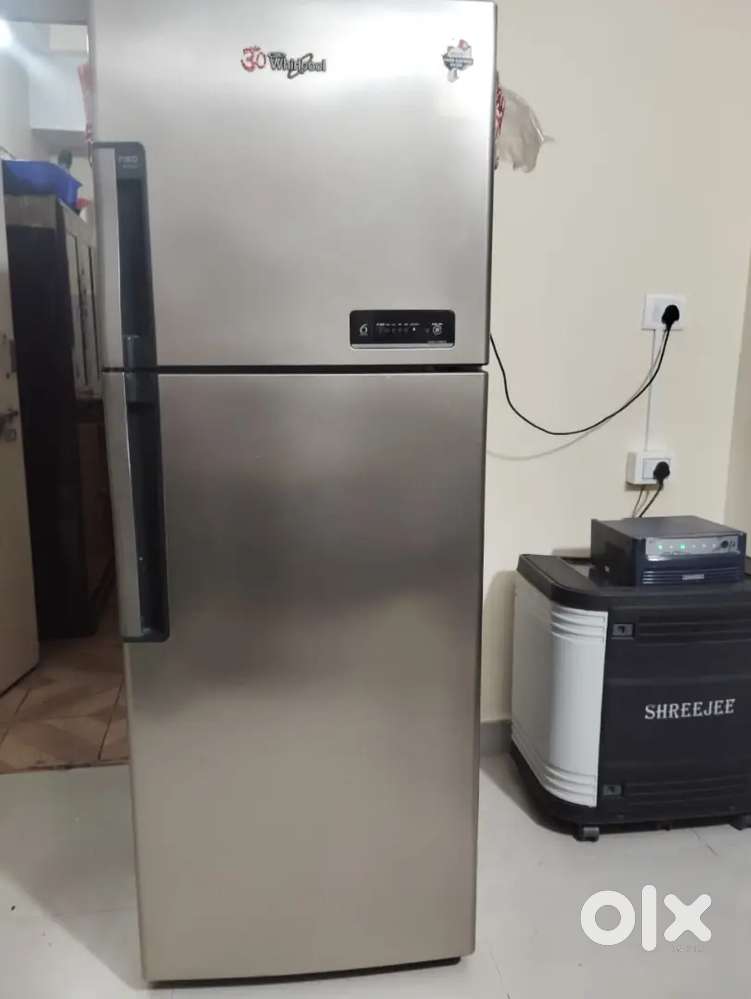 355 ltr double door whirlpool fridge