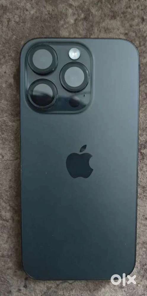 Iphone 15 pro 128gb battery health 89%