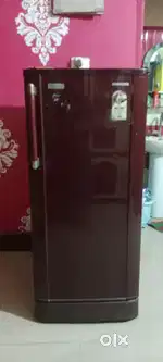 Selling our old samsung fridge