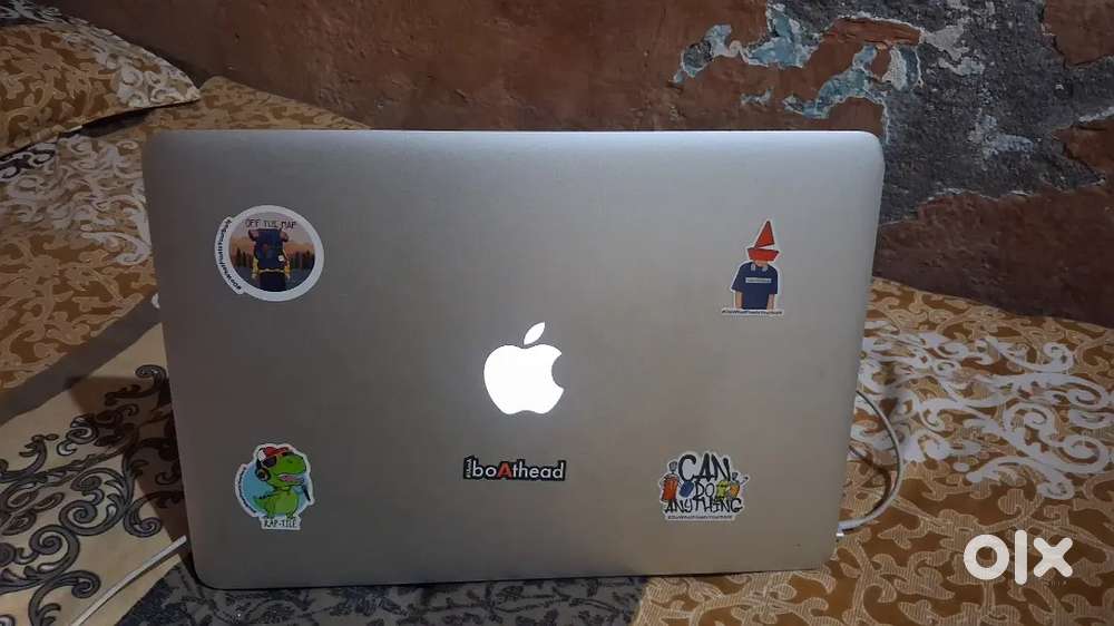 Macbook air in working condition