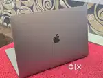 Apple Macbook Pro i7/16/512gb/5.5gb Graphics 15inch Retina Touchbar