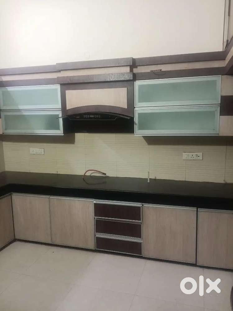 Saluja Estate BRS Nagar