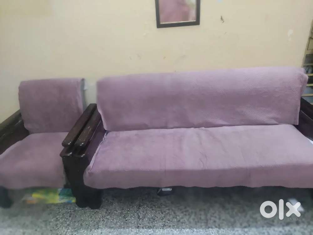 3. +2 sofa with center table old pintopark