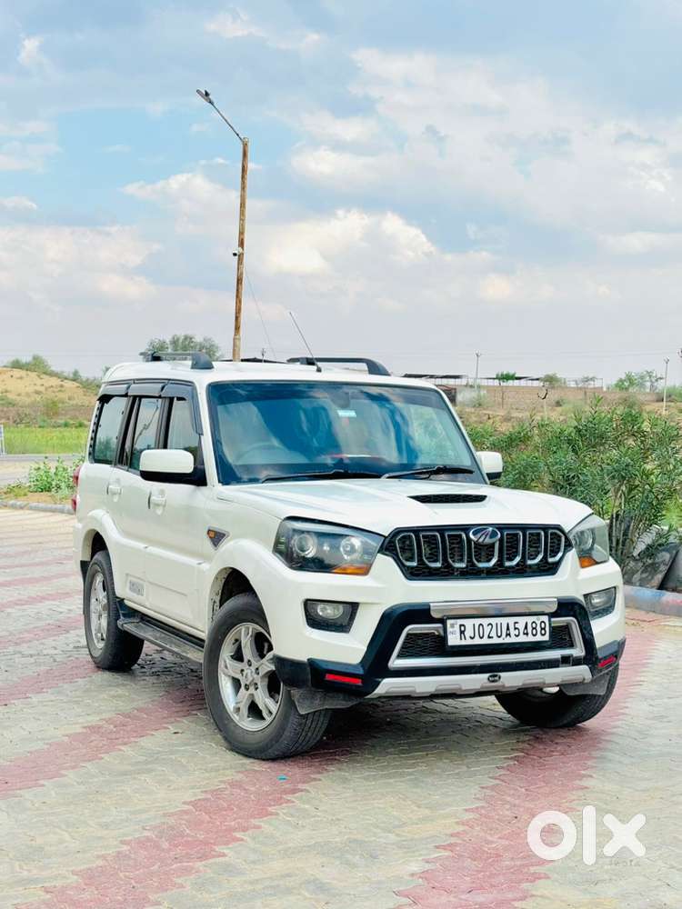 Mahindra Scorpio 2015 Diesel 180000 Km Driven