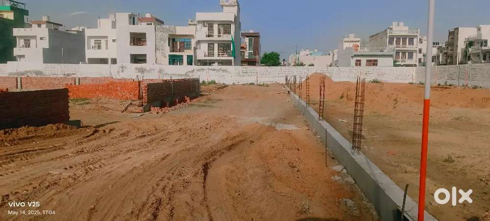 Plot in Noida