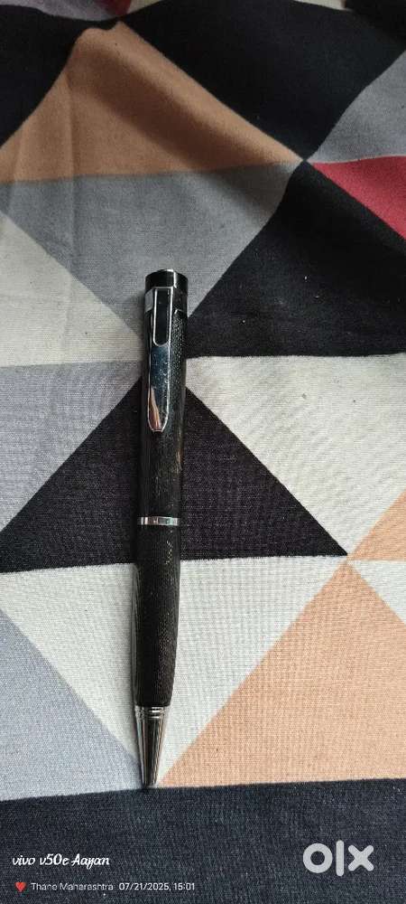 Camera pen