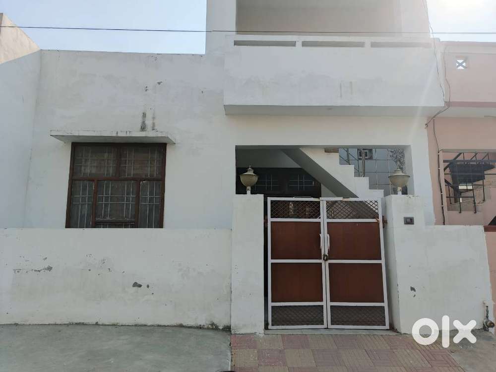 prime location , seprate , neat and clean area