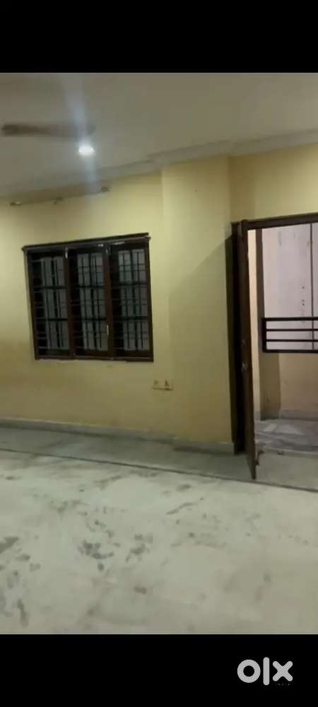 Flat for sale in miyapur in 48 lakhs without renovation,