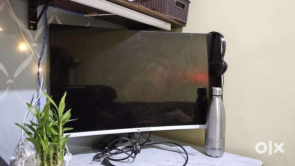 32 Inches Curved Monitor