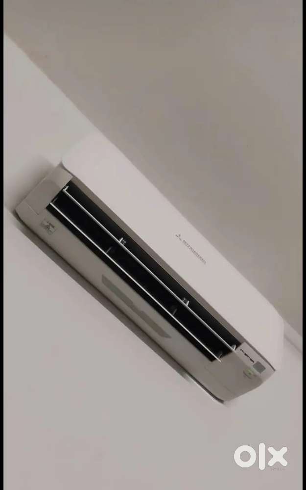 Selling mistubishi heavy duty 1.2 T ac