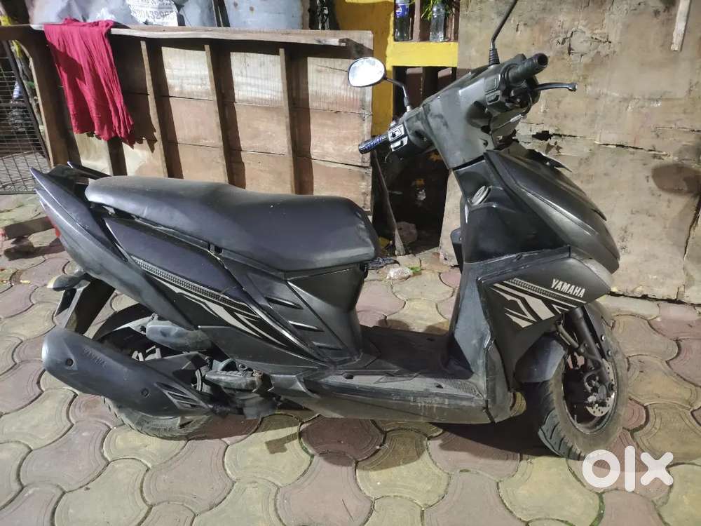 Yamaha zr125