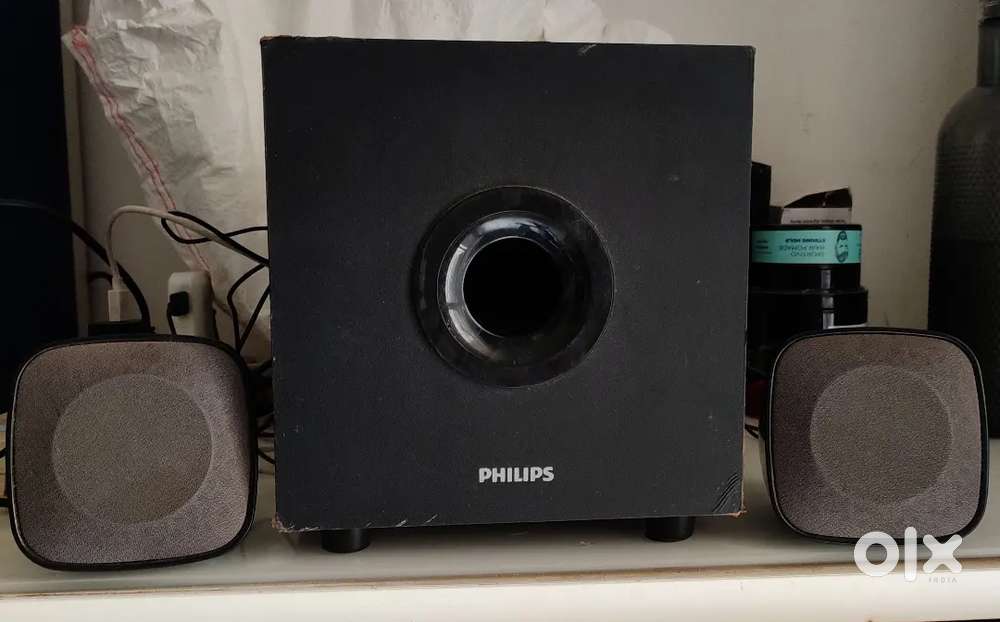 Philips  with heavy bass,high output,only AUX,2.1HT in Brand new cond