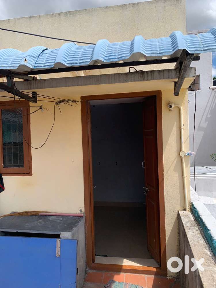 1Room For Rent Men Bachelors Only