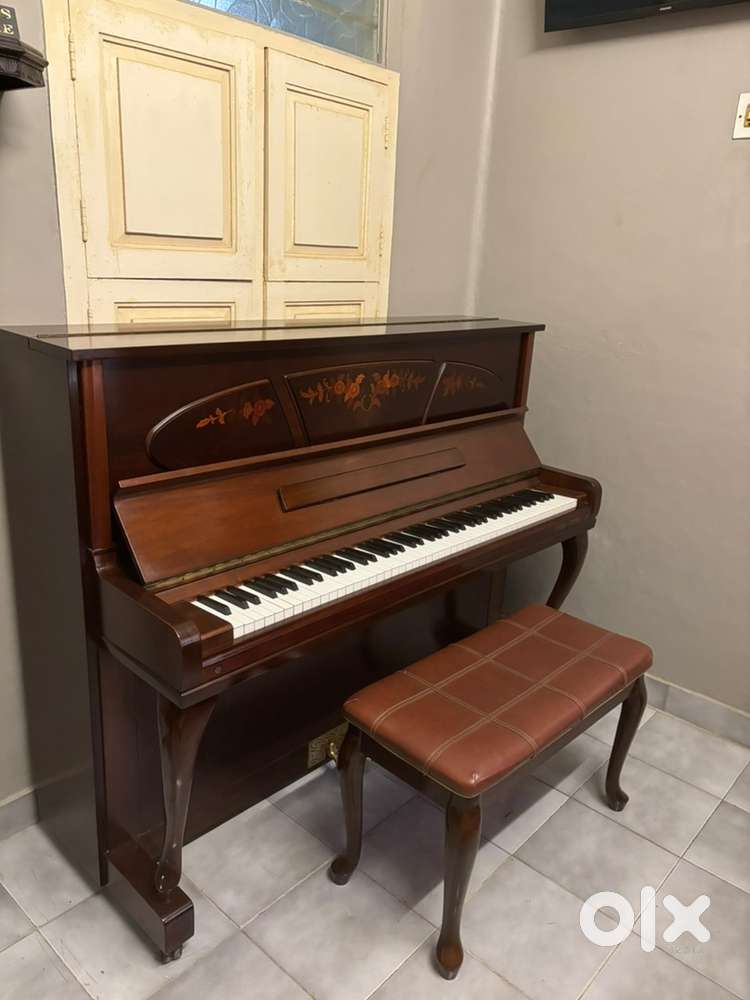 Young Chang Upright Piano