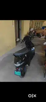 Black Ola S1 for sale (4800 KM driven)