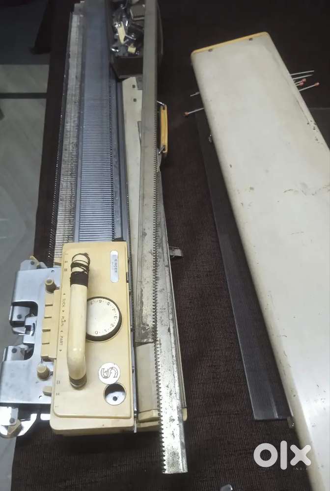 Vintage sweater weaving machine (singer)