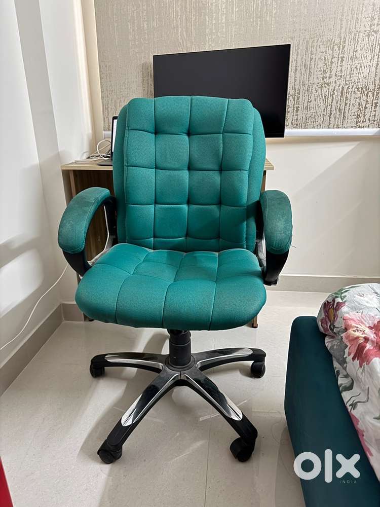 Executive Office Fabric Arm Chair