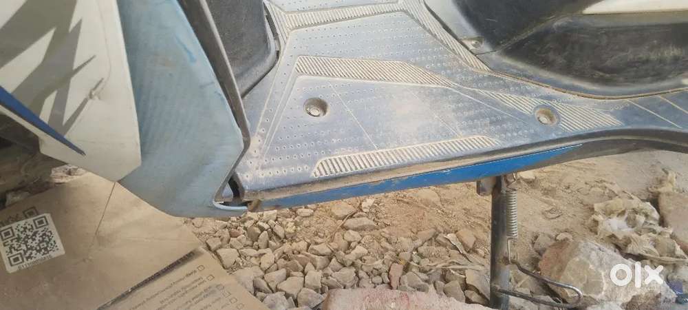 Good condition new battery and new tyre rear